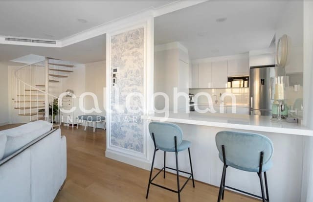3 quarto Penthouse para venda em Russafa, Valência cidade com garagem - 1 800 000 € (Ref: 10131811)