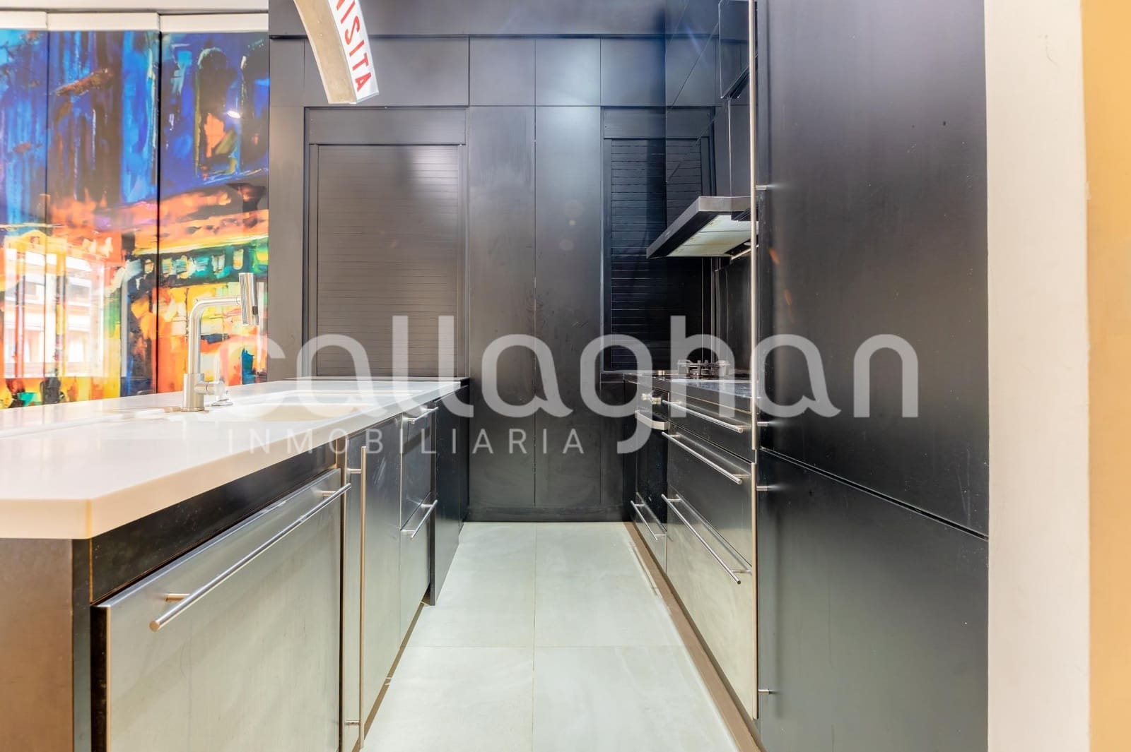 4 bedroom Flat for sale in Valencia city - € 1,000,000 (Ref: 10131812)