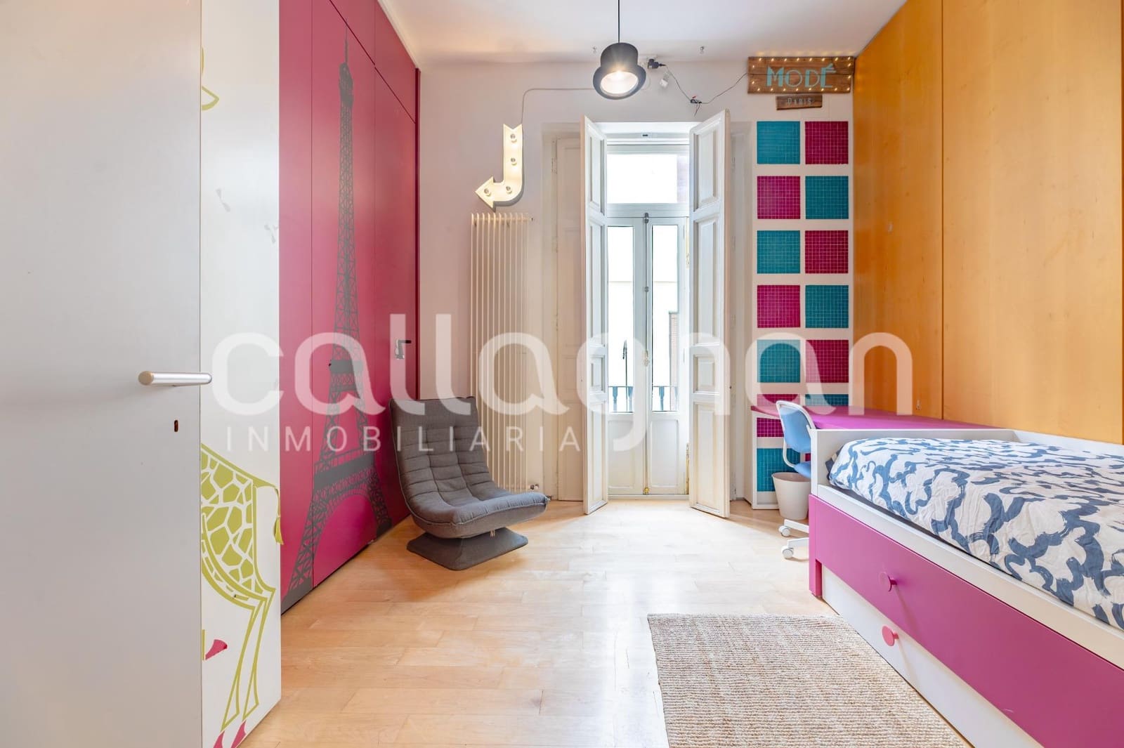 4 bedroom Flat for sale in Valencia city - € 1,000,000 (Ref: 10131812)