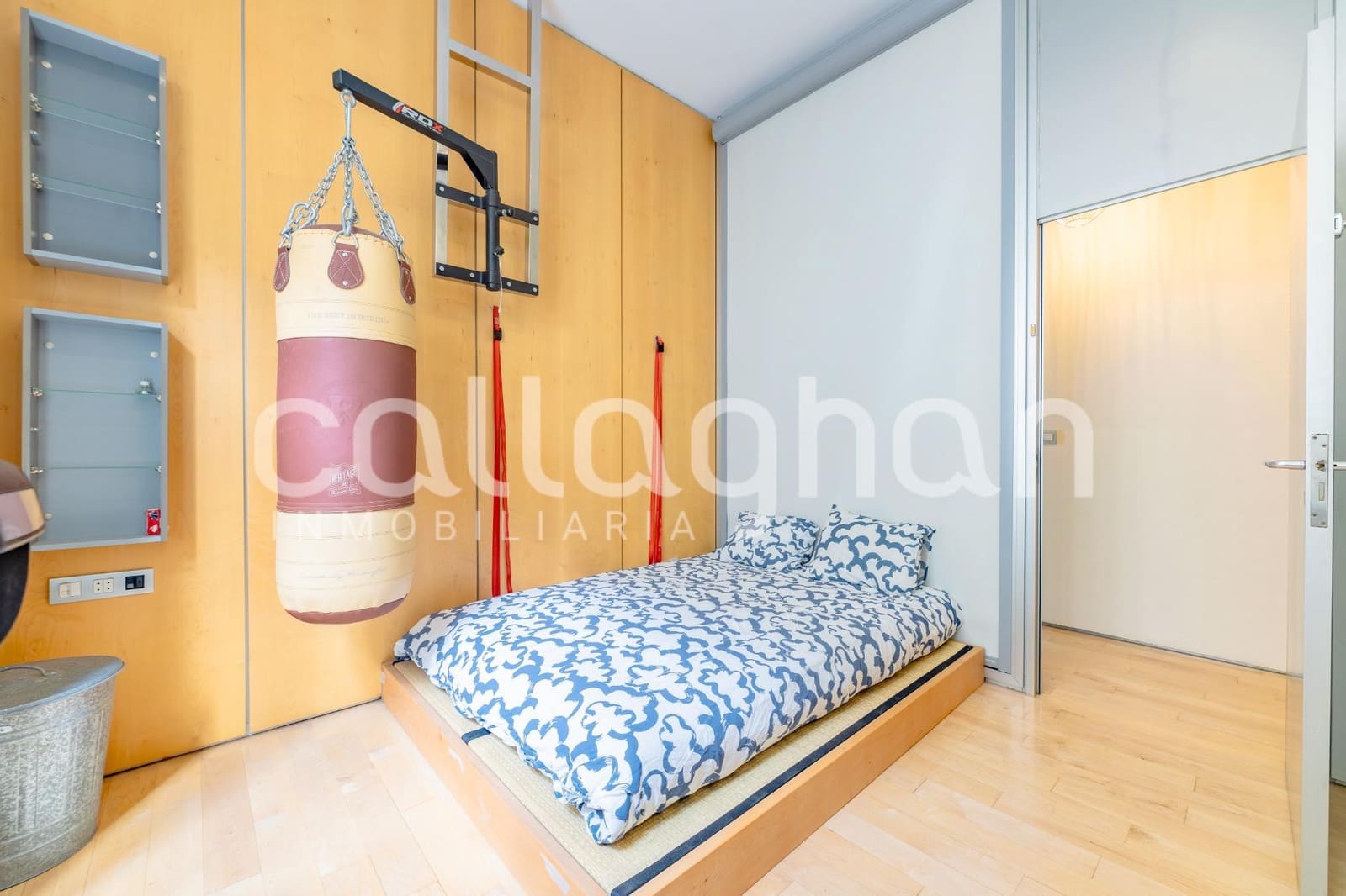 4 bedroom Flat for sale in Valencia city - € 1,000,000 (Ref: 10131812)