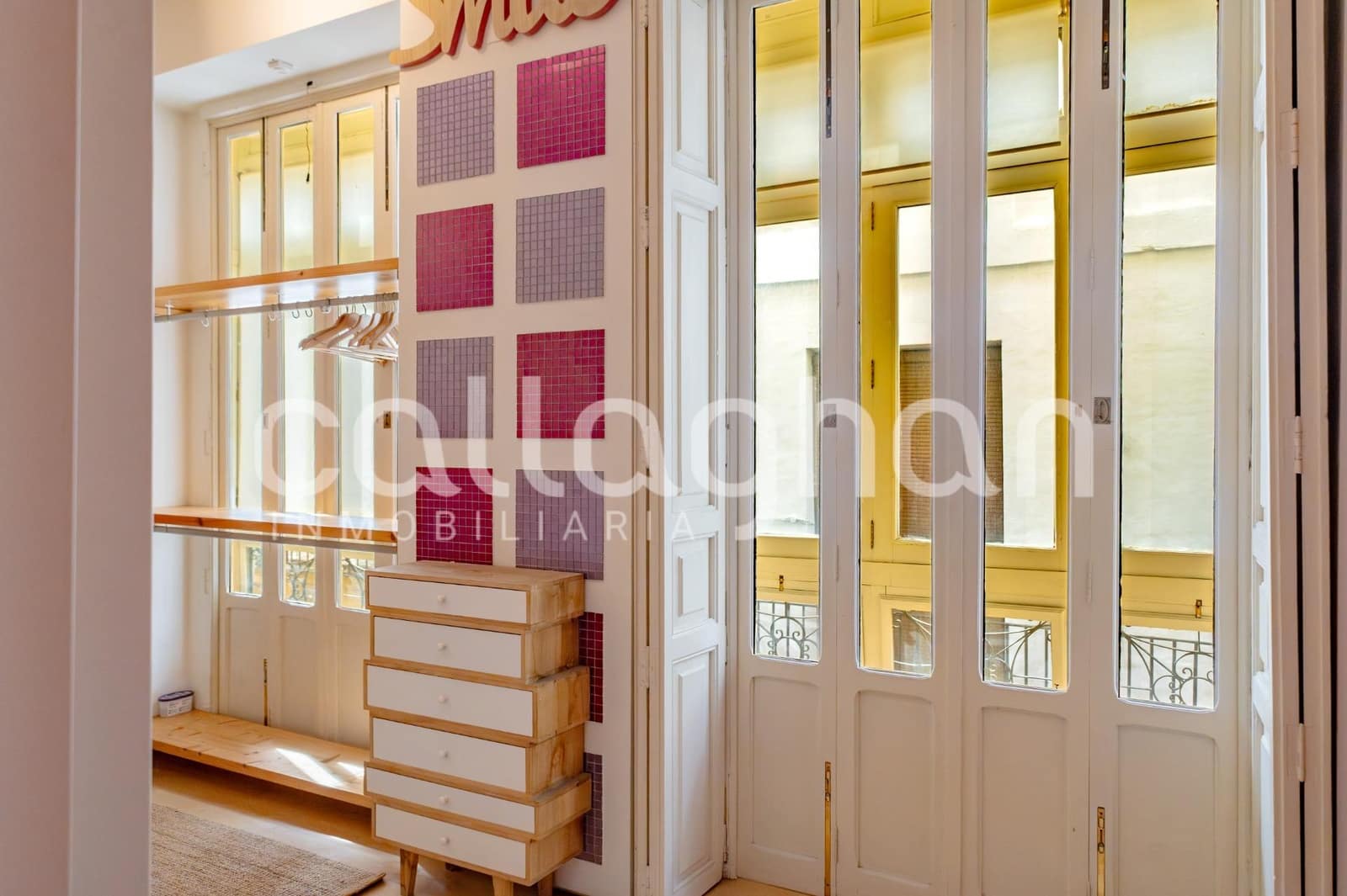 4 bedroom Flat for sale in Valencia city - € 1,000,000 (Ref: 10131812)