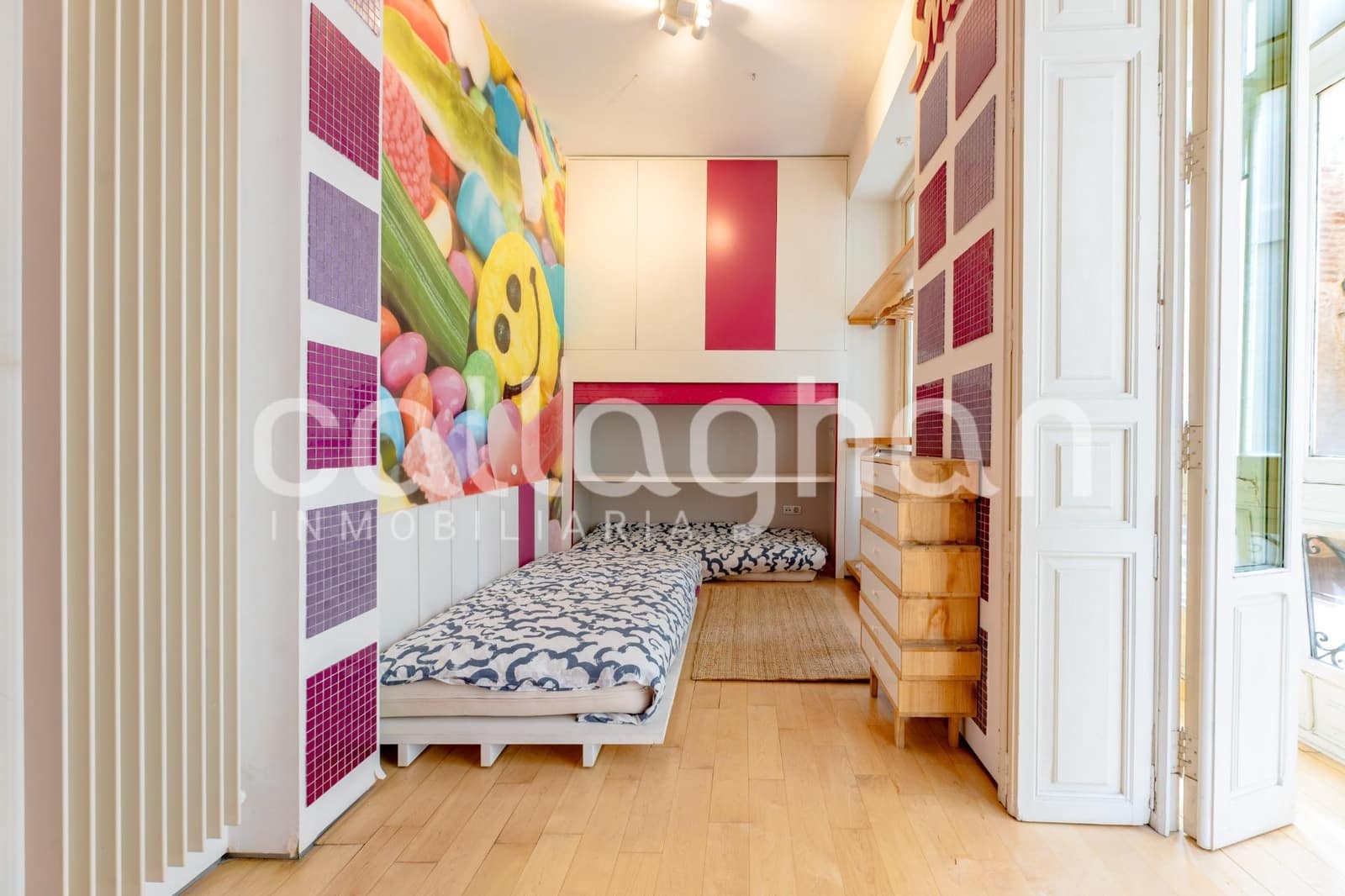 4 bedroom Flat for sale in Valencia city - € 1,000,000 (Ref: 10131812)