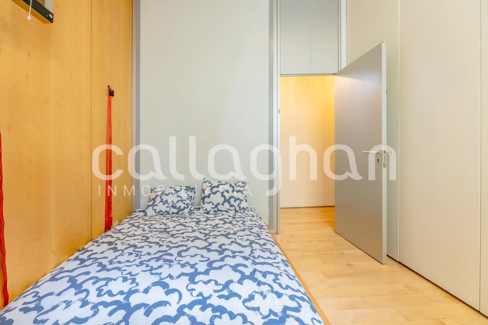 4 bedroom Flat for sale in Valencia city - € 1,000,000 (Ref: 10131812)
