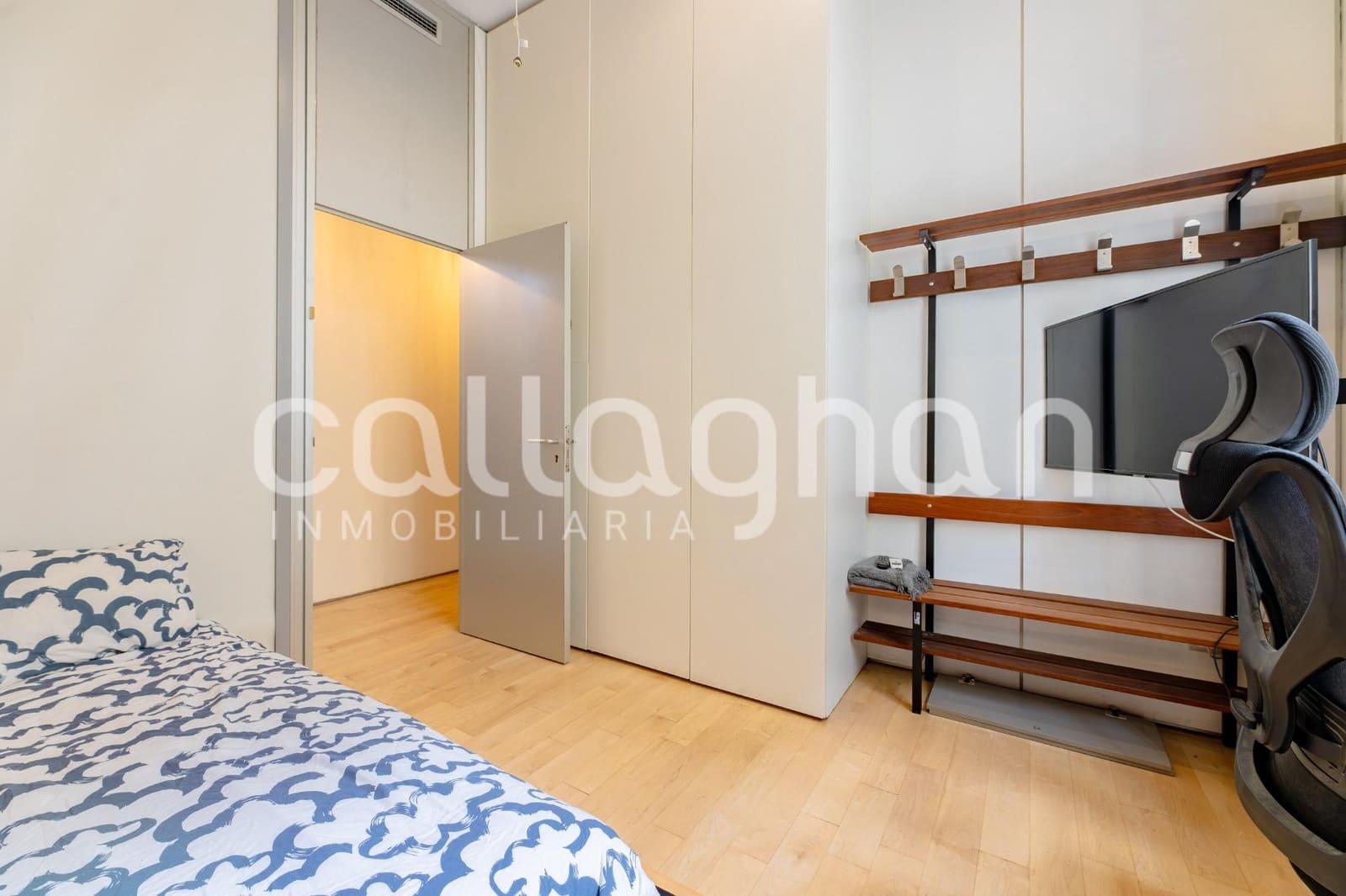 4 bedroom Flat for sale in Valencia city - € 1,000,000 (Ref: 10131812)