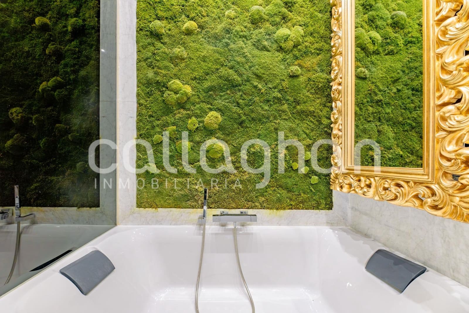 4 bedroom Flat for sale in Valencia city - € 1,000,000 (Ref: 10131812)