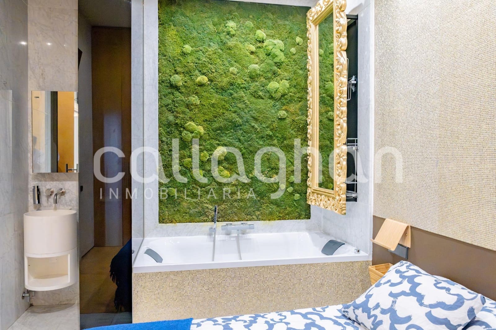 4 bedroom Flat for sale in Valencia city - € 1,000,000 (Ref: 10131812)