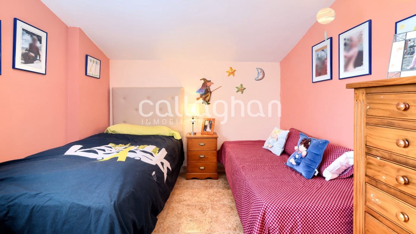 4 quarto Moradia para venda em El Plantio com piscina garagem - 650 000 € (Ref: 10133392)