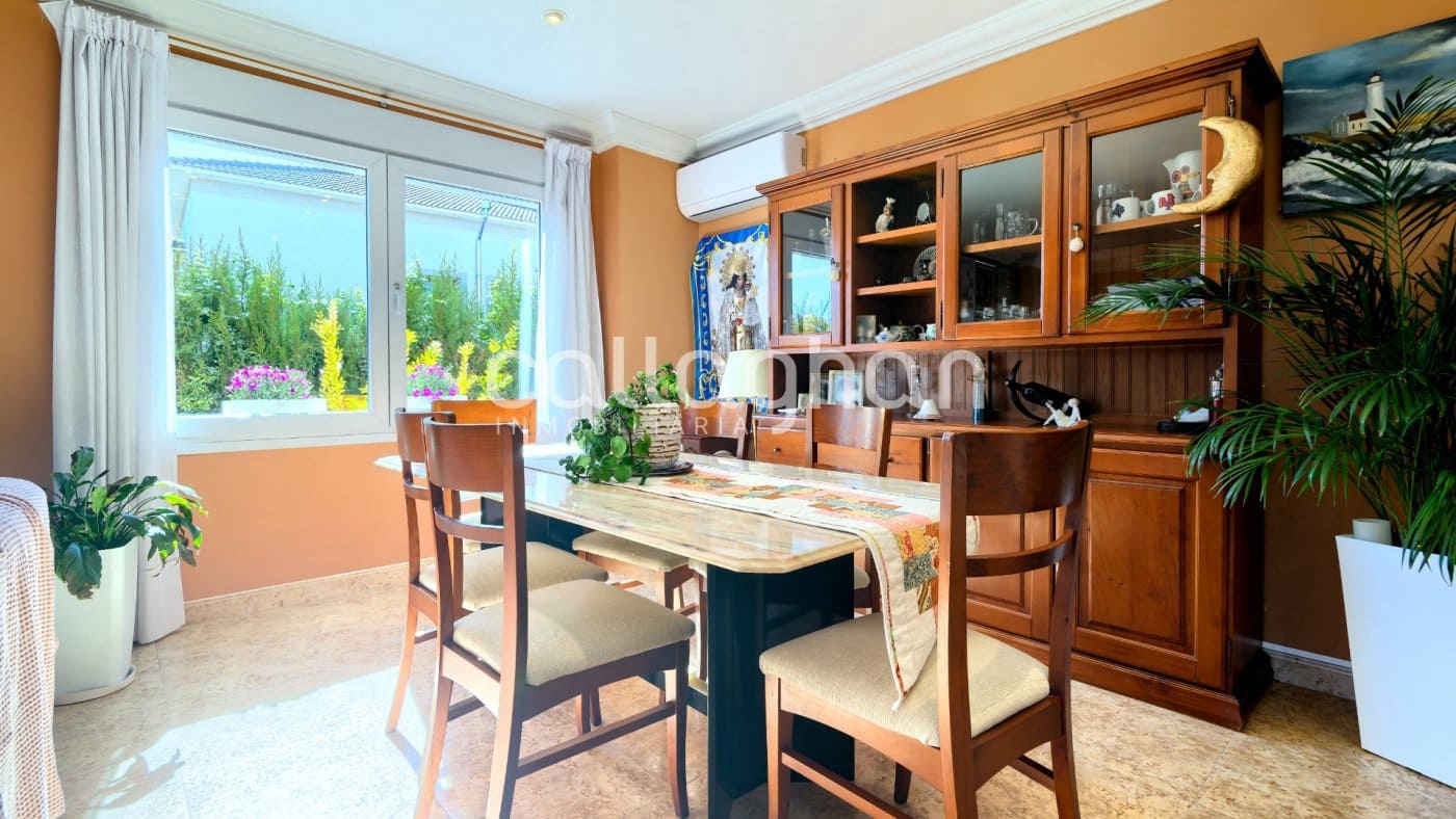 4 quarto Moradia para venda em El Plantio com piscina garagem - 650 000 € (Ref: 10133392)