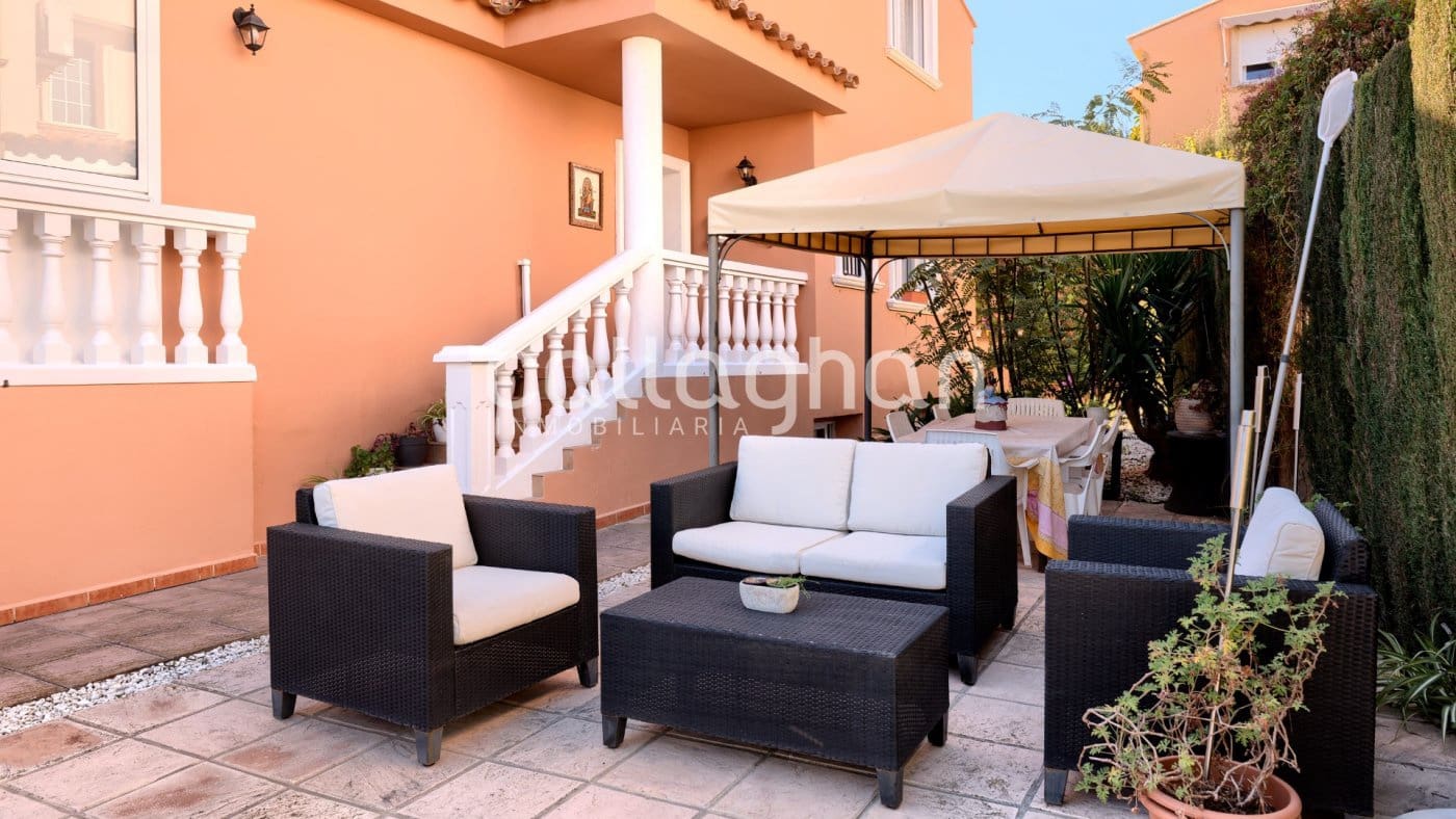 4 quarto Moradia para venda em El Plantio com piscina garagem - 650 000 € (Ref: 10133392)