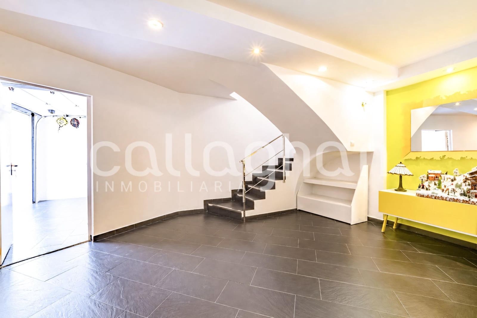 3 slaapkamer Rijtjeshuis te koop in Albalat dels Sorells met garage - € 370.000 (Ref: 10136286)