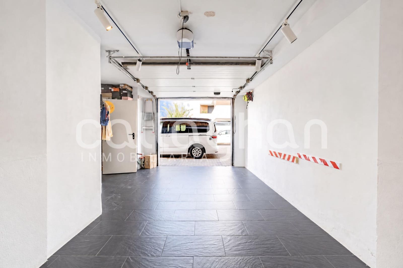 3 slaapkamer Rijtjeshuis te koop in Albalat dels Sorells met garage - € 370.000 (Ref: 10136286)