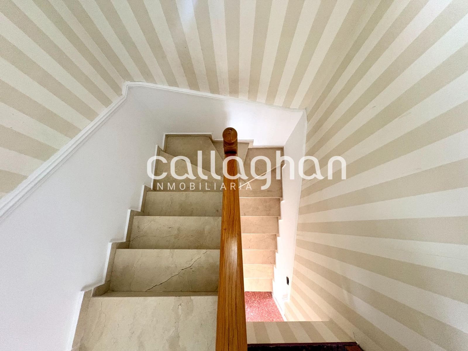 4 bedroom Apartment for rent in Burjassot - € 1,200 (Ref: 10139901)