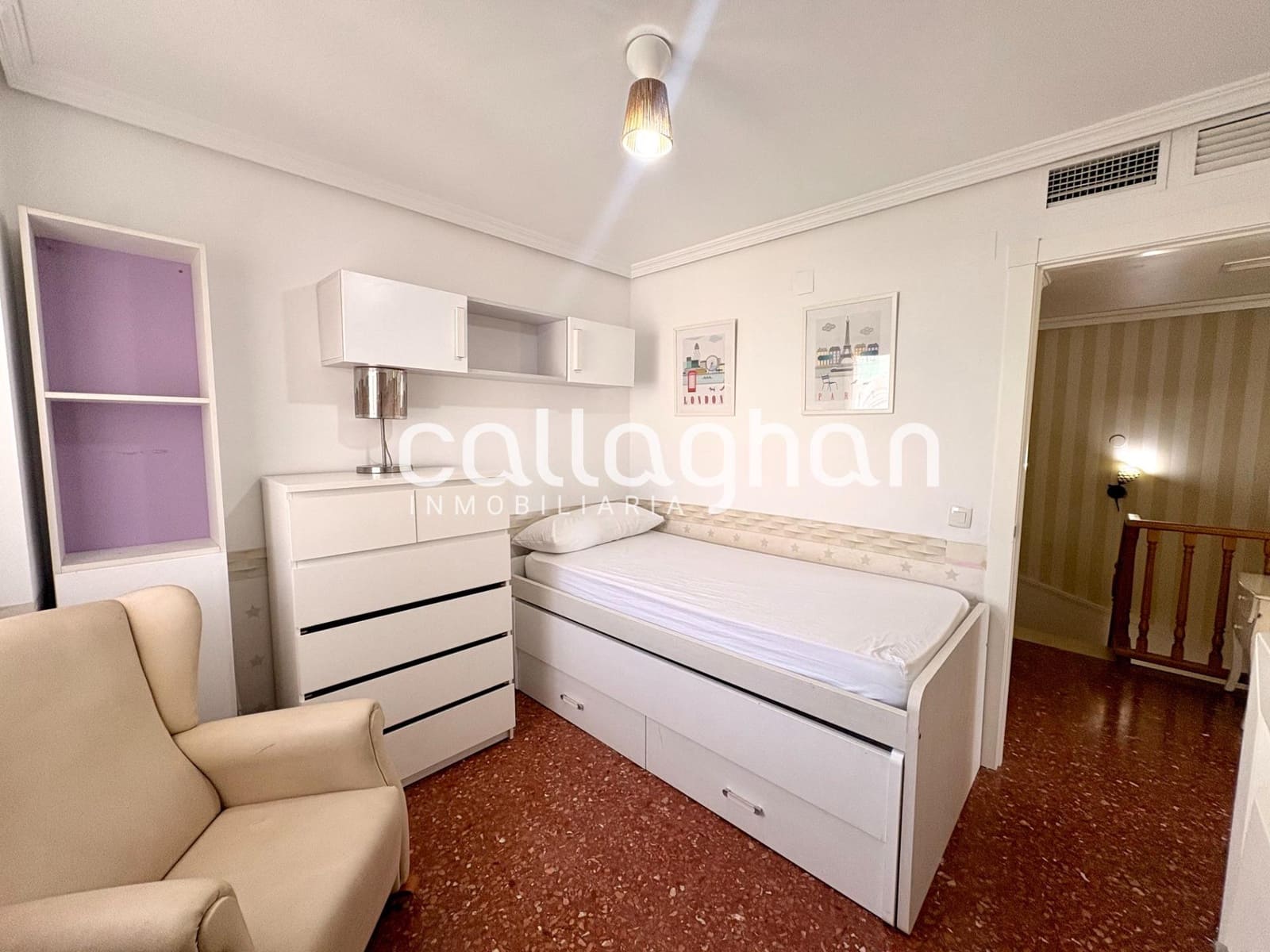 4 bedroom Apartment for rent in Burjassot - € 1,200 (Ref: 10139901)