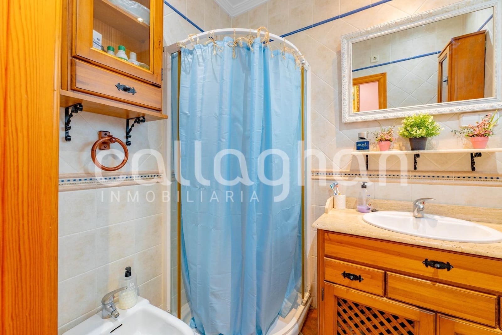 6 bedroom Terraced Villa for sale in Moncada with garage - € 550,000 (Ref: 10139902)