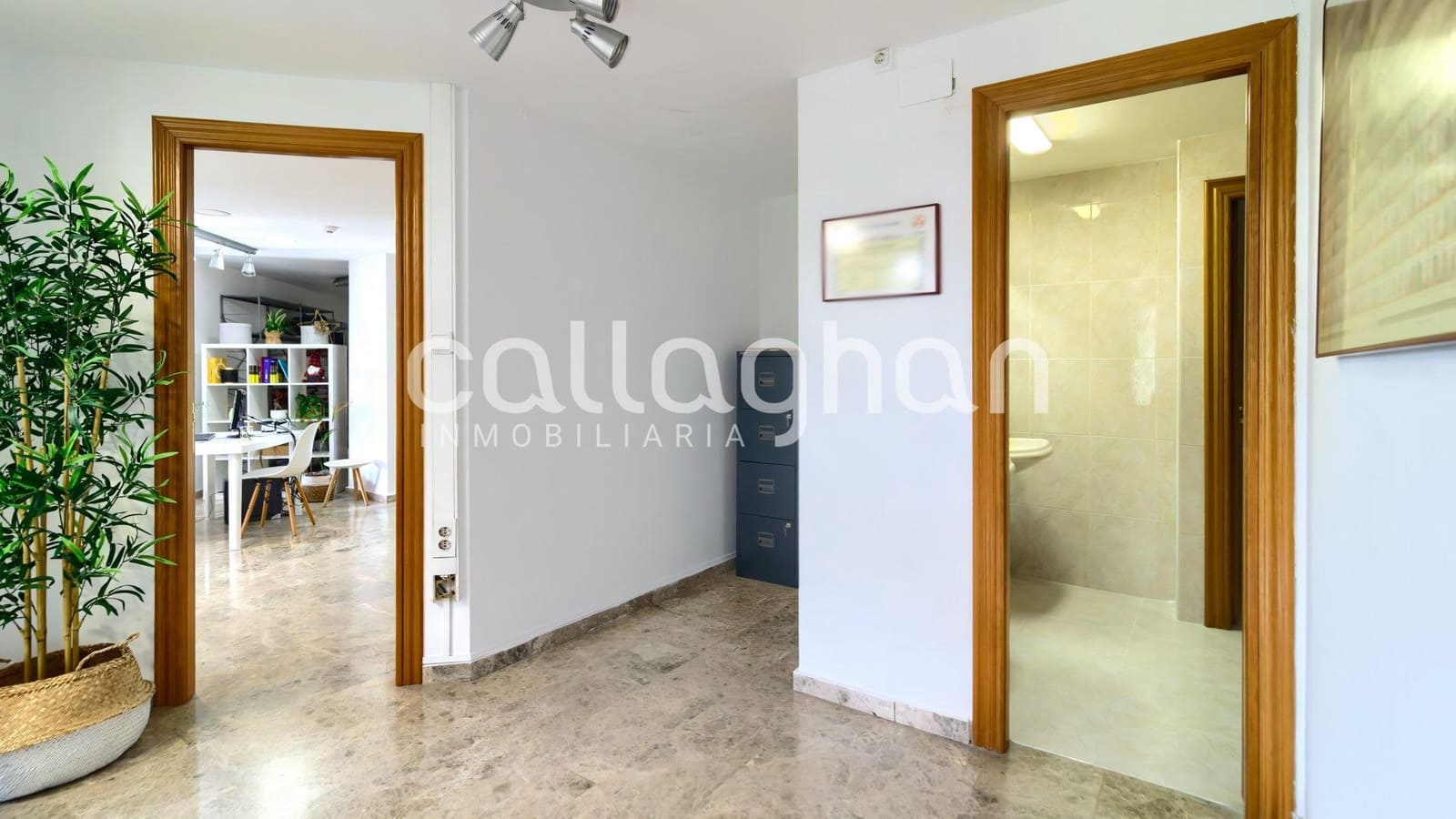 Escritório para arrendar em Valencia cidade com piscina - 850 € (Ref: 10155439)