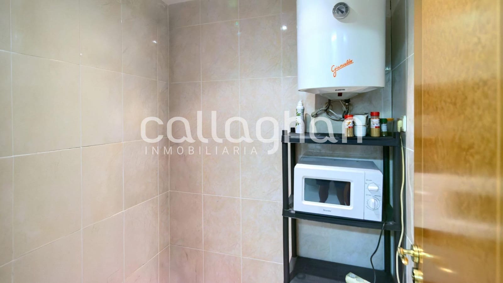 Escritório para arrendar em Valencia cidade com piscina - 850 € (Ref: 10155439)