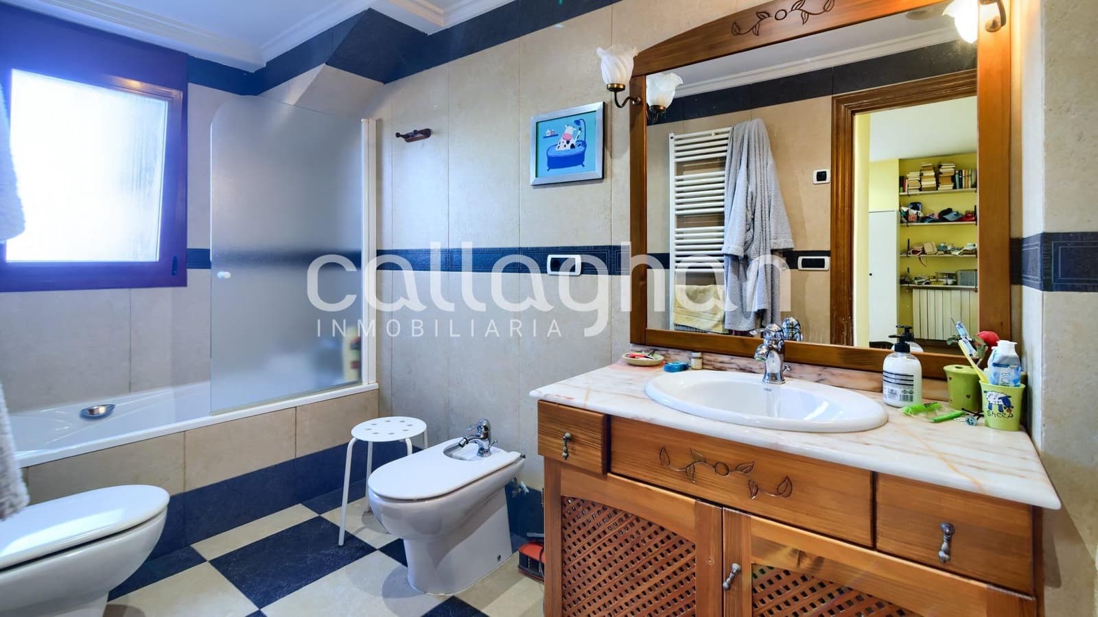 4 soveværelse Villa til salg i Almarda med swimmingpool garage - € 1.075.000 (Ref: 10159620)
