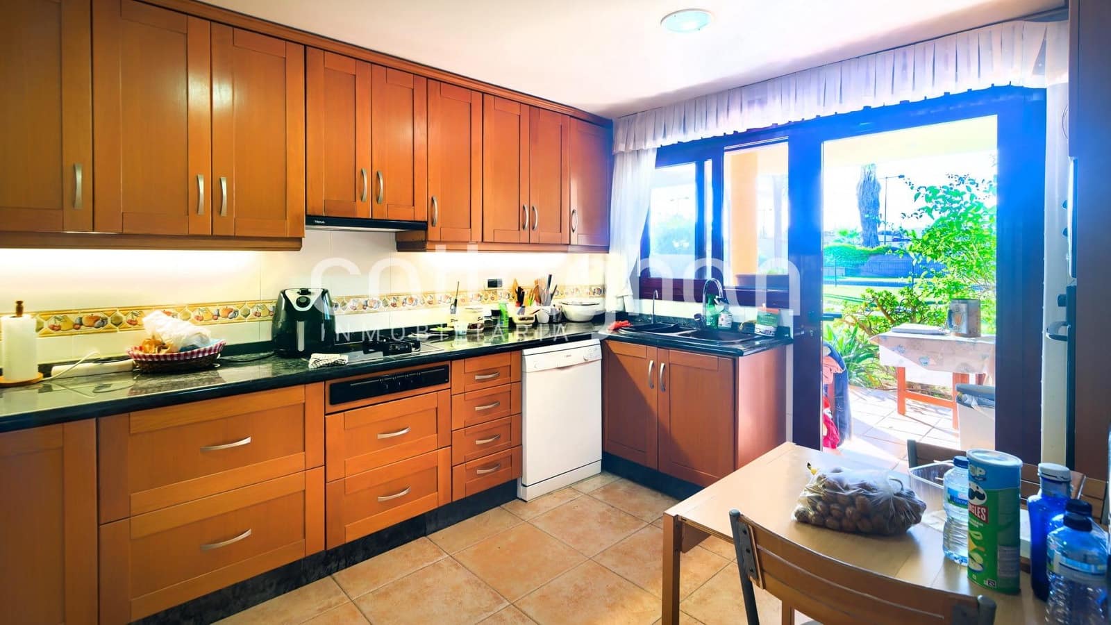 4 soveværelse Villa til salg i Almarda med swimmingpool garage - € 1.075.000 (Ref: 10159620)