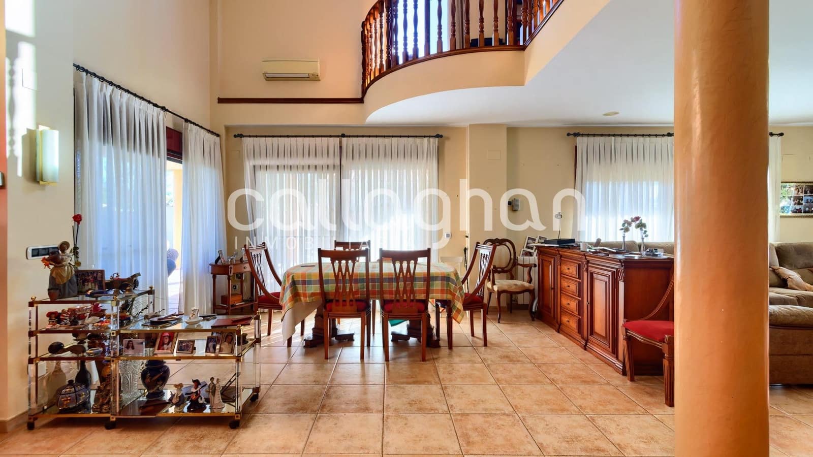 4 bedroom Villa for sale in Almarda with pool garage - € 1,075,000 (Ref: 10159620)