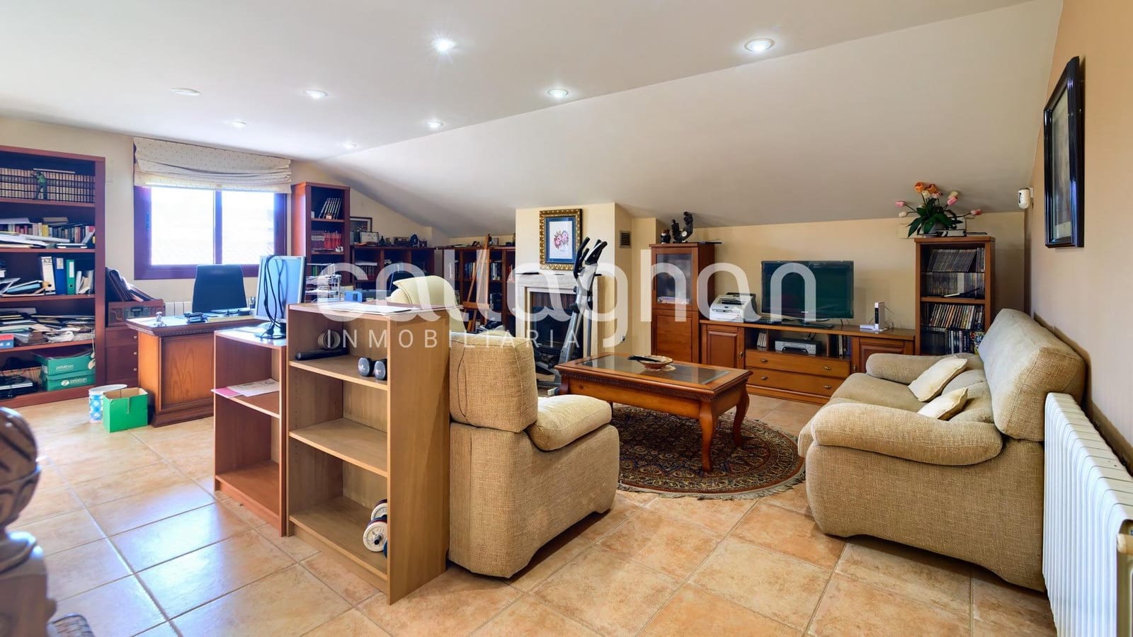 4 bedroom Villa for sale in Almarda with pool garage - € 1,075,000 (Ref: 10159620)