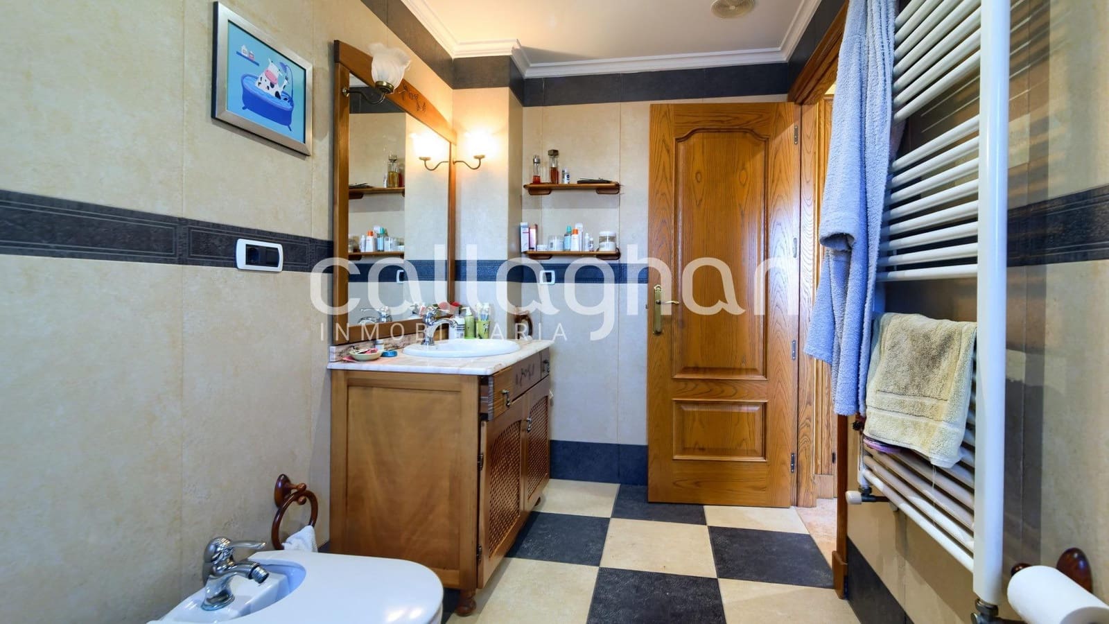 4 bedroom Villa for sale in Almarda with pool garage - € 1,075,000 (Ref: 10159620)