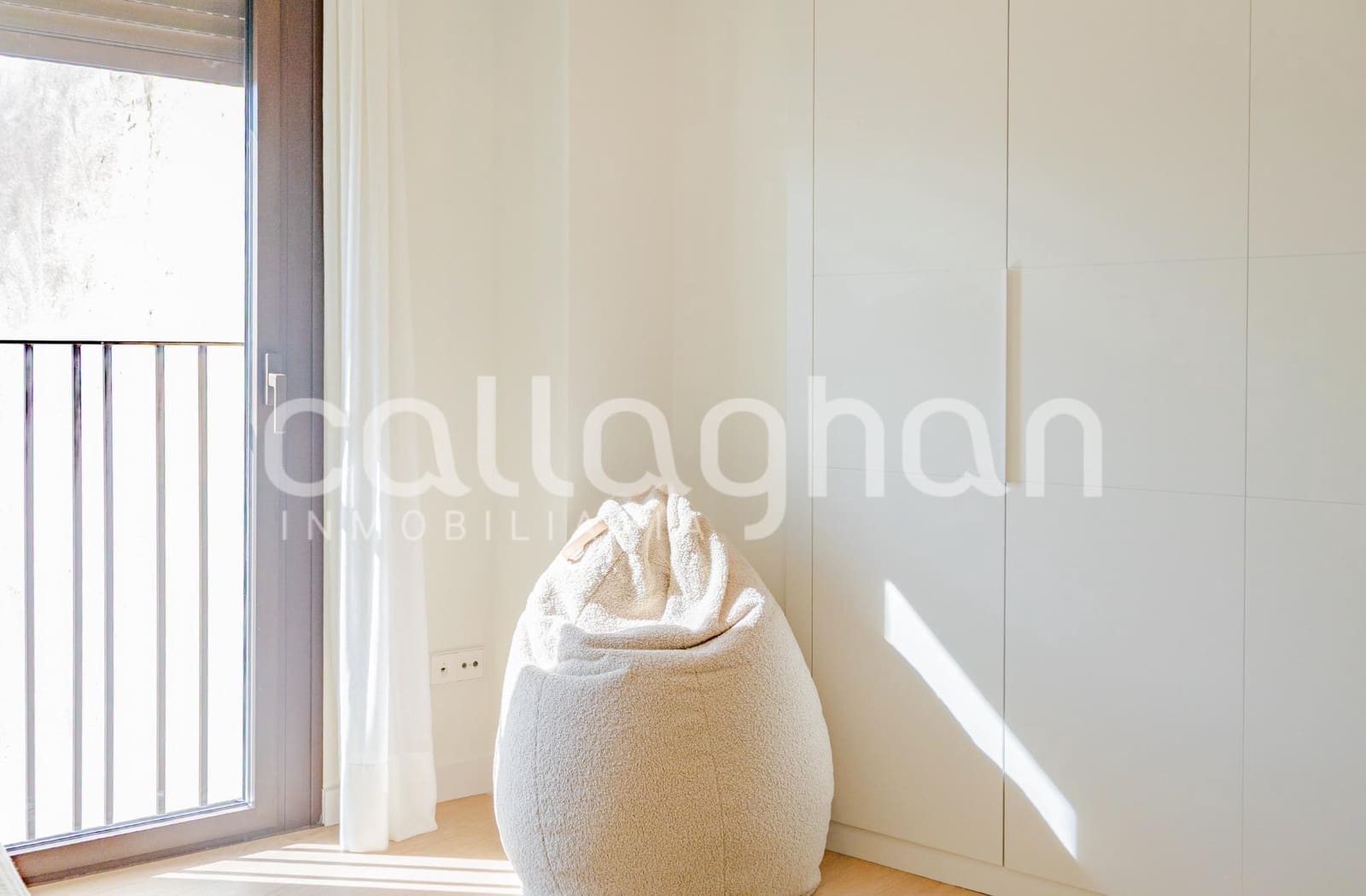 3 soveværelse Penthouse til salg i Valencia by med swimmingpool garage - € 1.150.000 (Ref: 10166854)