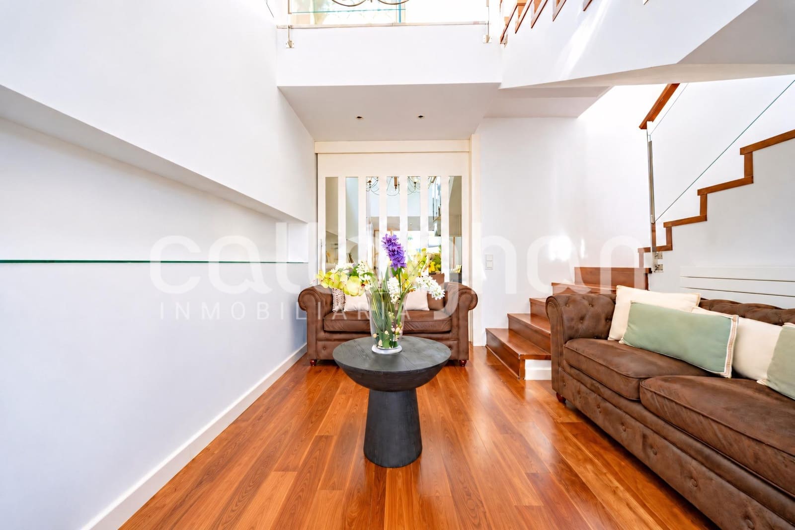 4 bedroom Villa for sale in Paterna with pool garage - € 1,495,000 (Ref: 10166855)