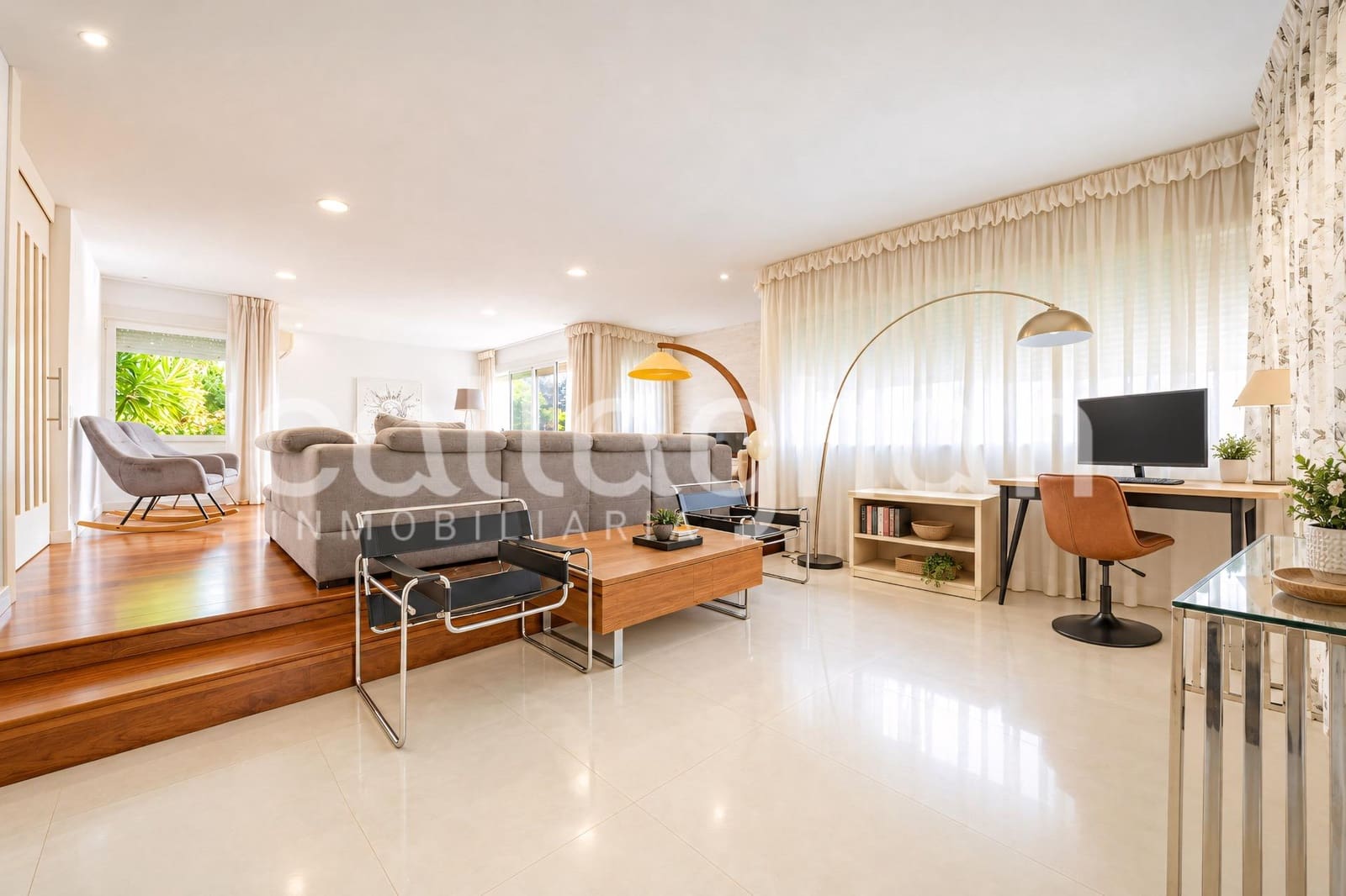 4 bedroom Villa for sale in Paterna with pool garage - € 1,495,000 (Ref: 10166855)