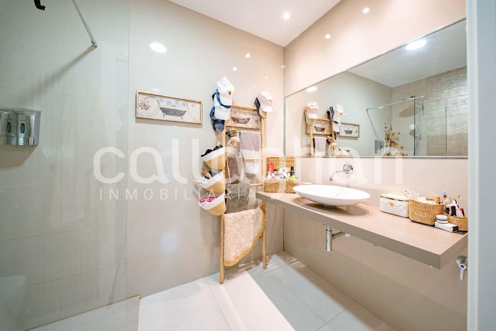 4 bedroom Villa for sale in Paterna with pool garage - € 1,495,000 (Ref: 10166855)
