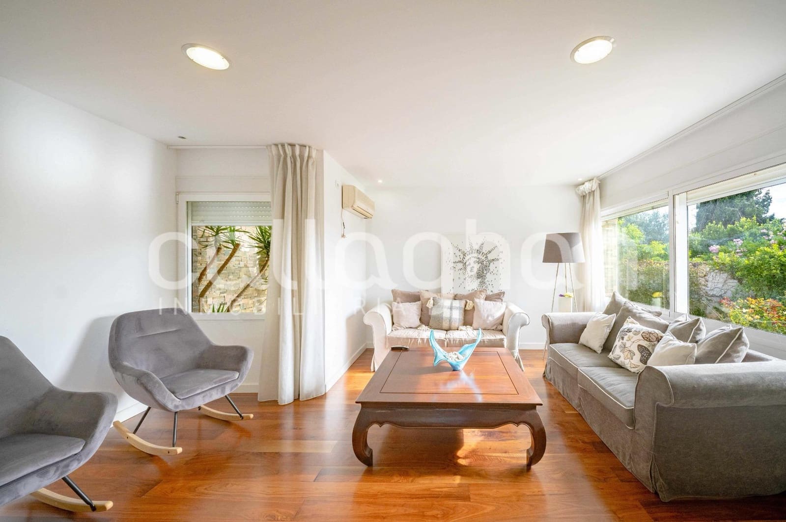 4 sypialnia Willa na sprzedaż w Paterna z basenem garażem - 1 495 000 € (Ref: 10166855)