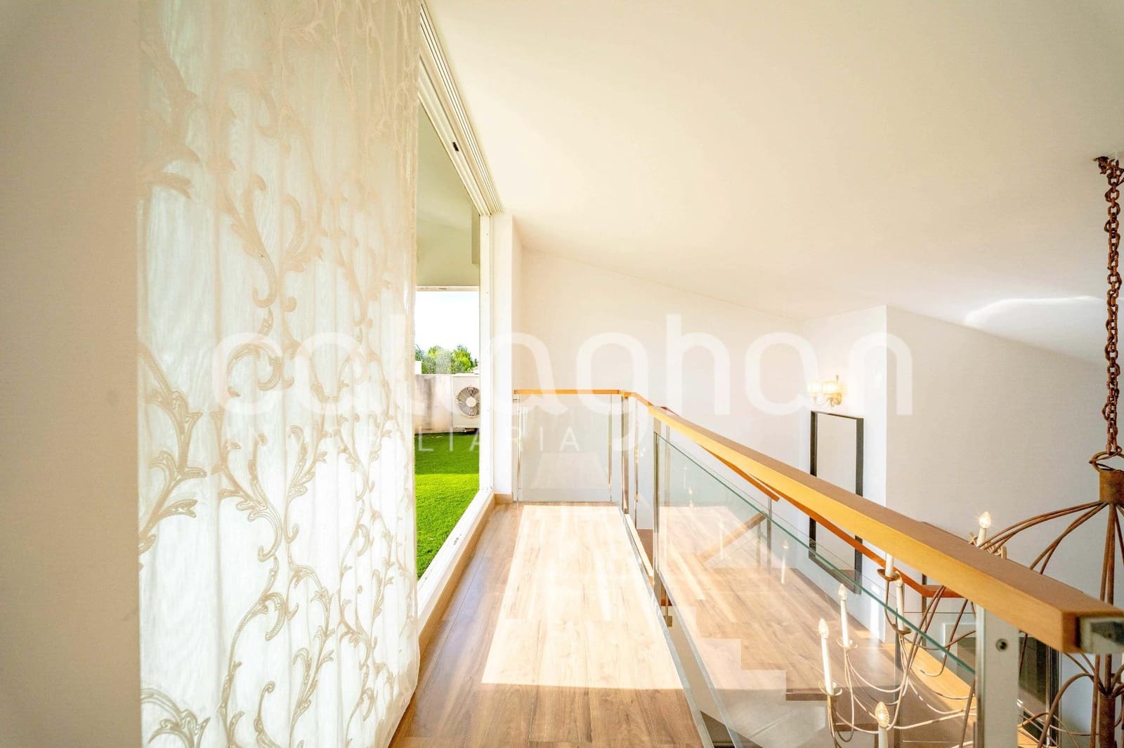 4 sypialnia Willa na sprzedaż w Paterna z basenem garażem - 1 495 000 € (Ref: 10166855)