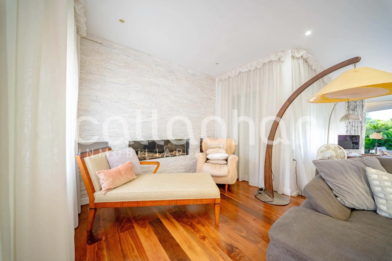 4 sypialnia Willa na sprzedaż w Paterna z basenem garażem - 1 495 000 € (Ref: 10166855)