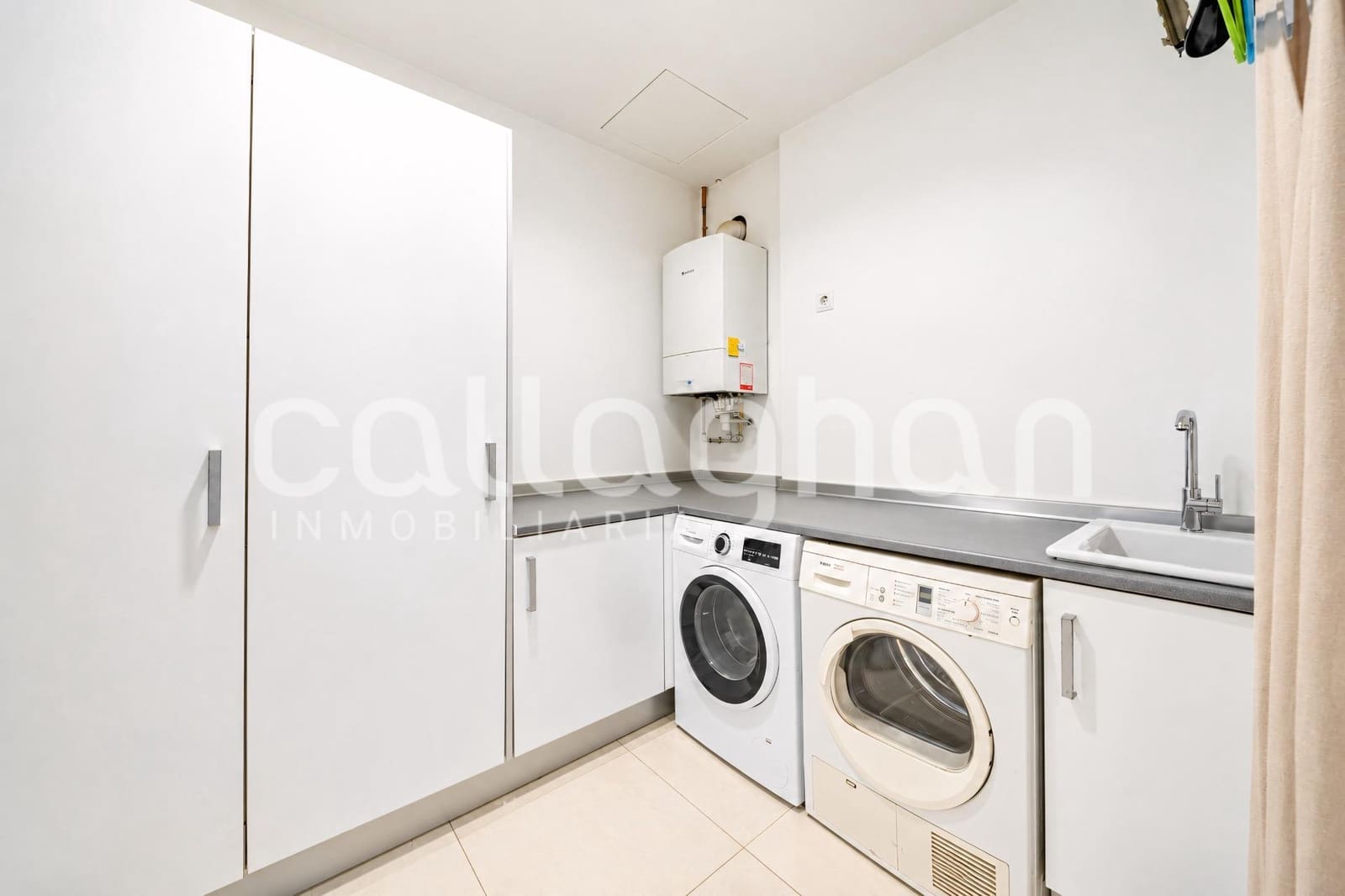 4 sypialnia Willa na sprzedaż w Paterna z basenem garażem - 1 495 000 € (Ref: 10166855)