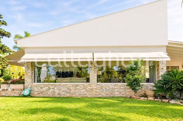 4 bedroom Villa for sale in Paterna with pool garage - € 1,495,000 (Ref: 10166855)