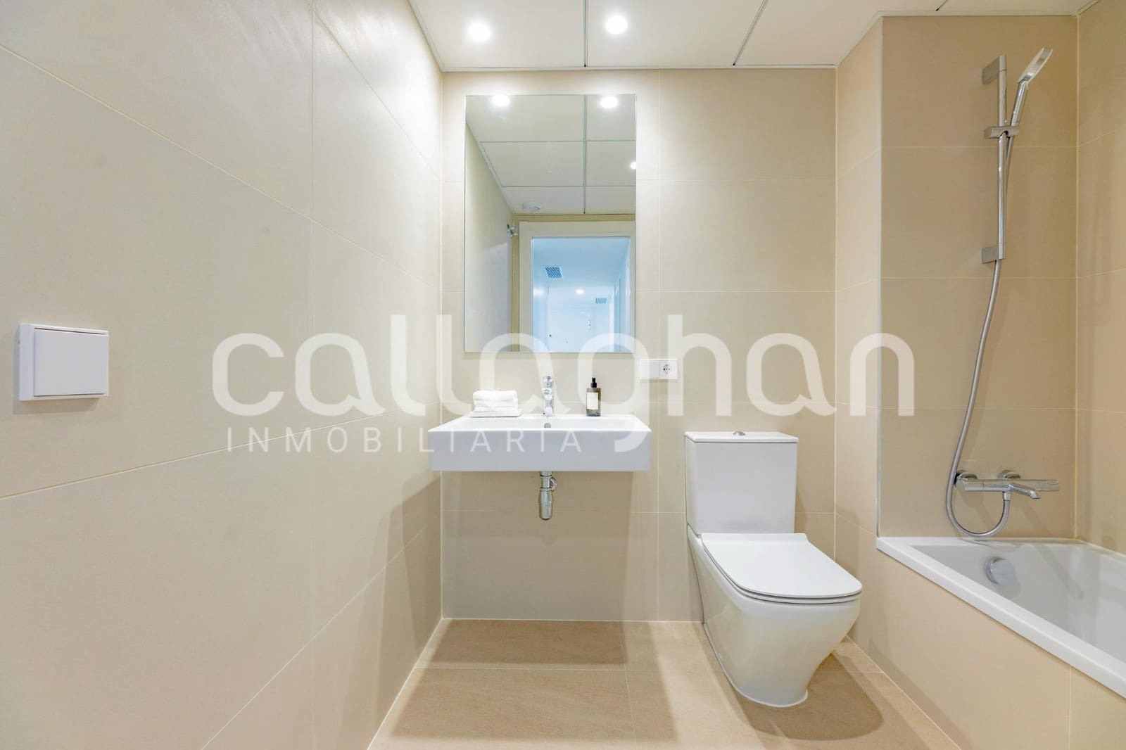 Piso de 3 habitaciones en València ciudad en venta con piscina garaje - 780.000 € (Ref: 10168673)