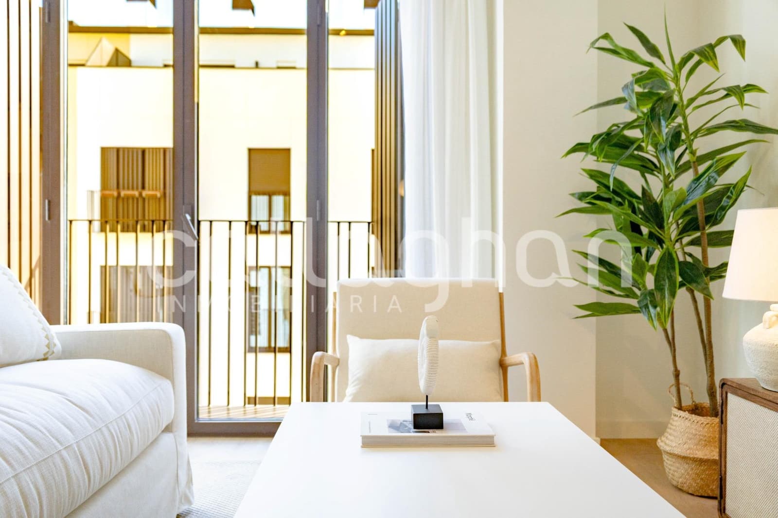 Piso de 3 habitaciones en València ciudad en venta con piscina garaje - 780.000 € (Ref: 10168673)