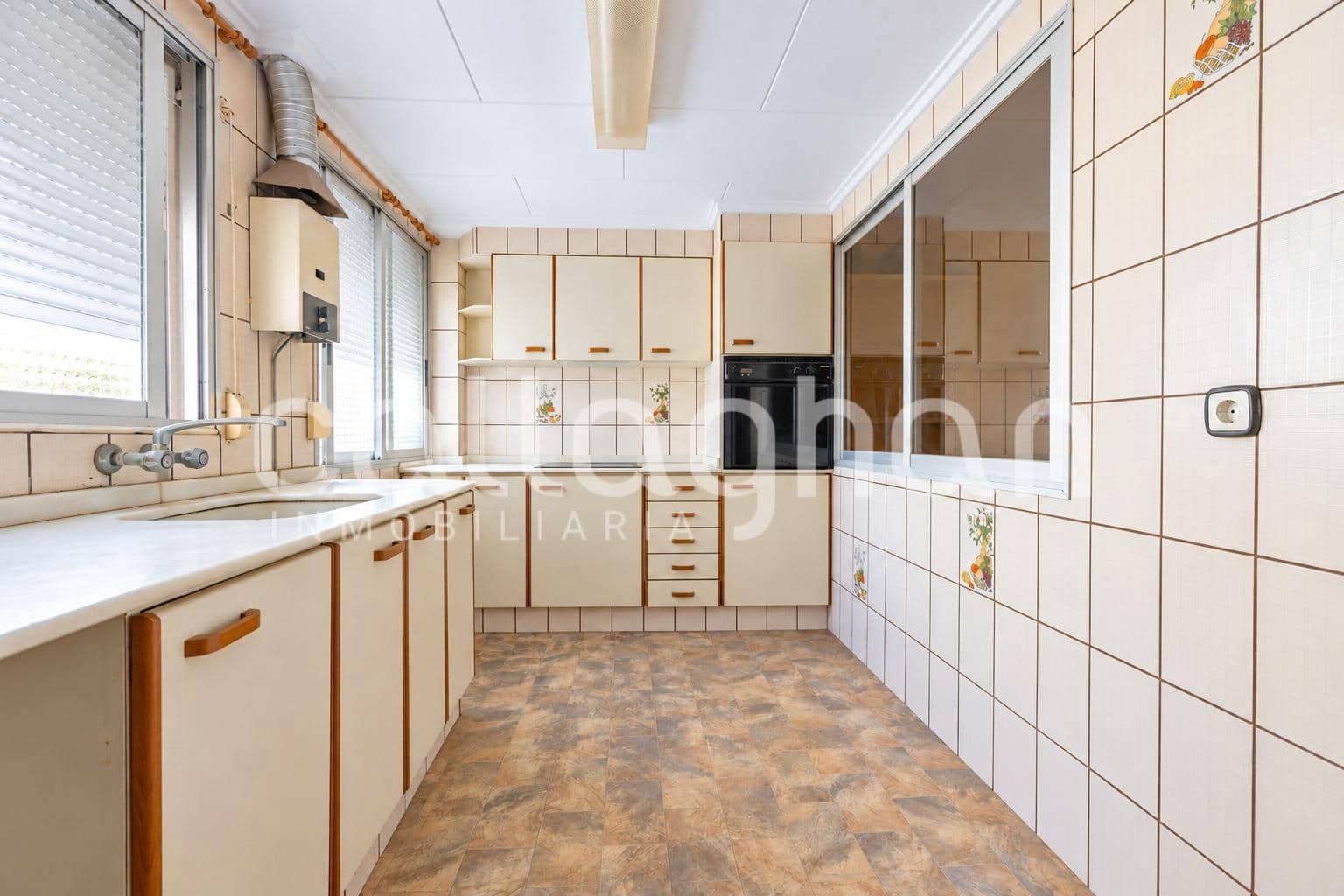 2 soverom Leilighet til salgs i Valencia by - € 140 000 (Ref: 10180802)