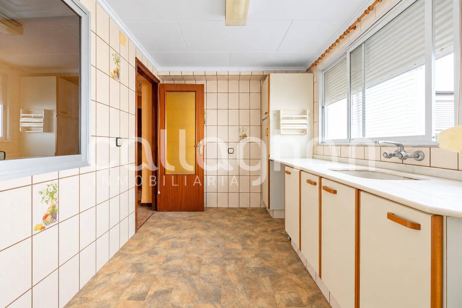 2 soverom Leilighet til salgs i Valencia by - € 140 000 (Ref: 10180802)