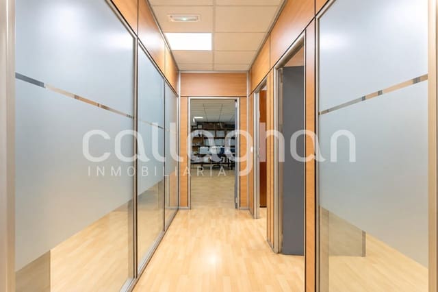 5 slaapkamer Kantoor te koop in Sant Francesc, Valencia stad - € 525.000 (Ref: 10183078)