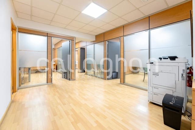 5 slaapkamer Kantoor te koop in Sant Francesc, Valencia stad - € 525.000 (Ref: 10183078)