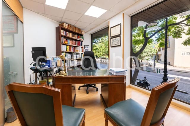 5 slaapkamer Kantoor te koop in Sant Francesc, Valencia stad - € 525.000 (Ref: 10183078)
