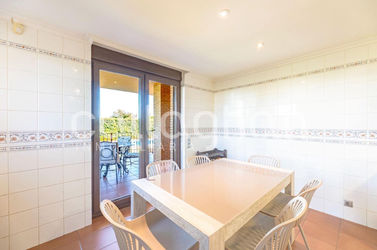 6 soverom Villa til salgs i Betera med svømmebasseng garasje - € 1 440 000 (Ref: 10187292)