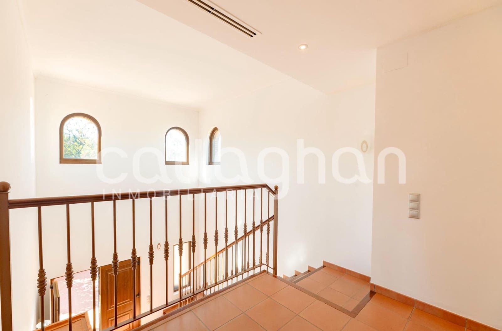 6 soverom Villa til salgs i Betera med svømmebasseng garasje - € 1 440 000 (Ref: 10187292)