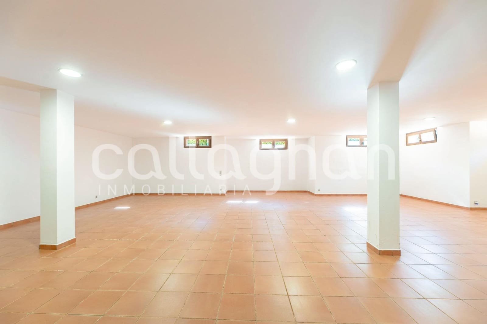 6 soverom Villa til salgs i Betera med svømmebasseng garasje - € 1 440 000 (Ref: 10187292)