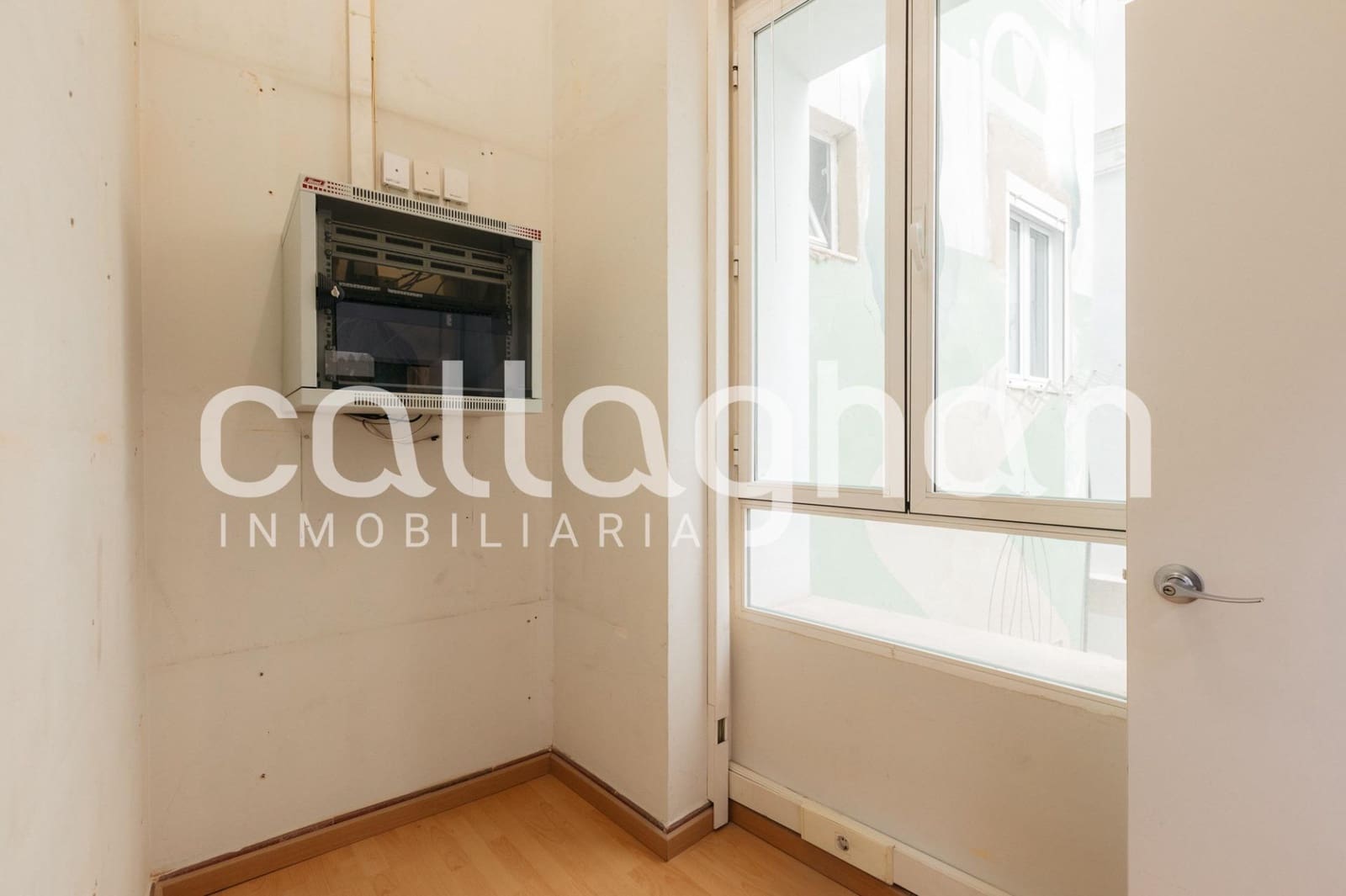 Kantoor te huur in Valencia stad - € 1.950 (Ref: 9127285)