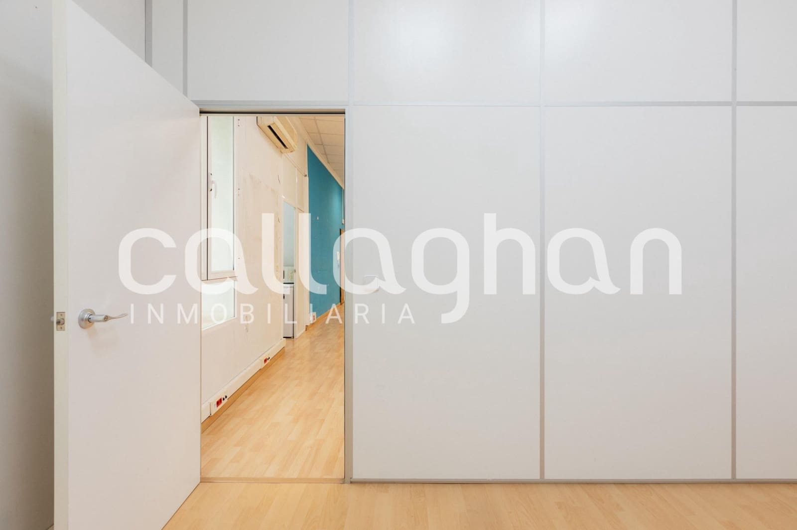 Biuro do wynajęcia w Miasto Walencja - 1 900 € (Ref: 9127285)