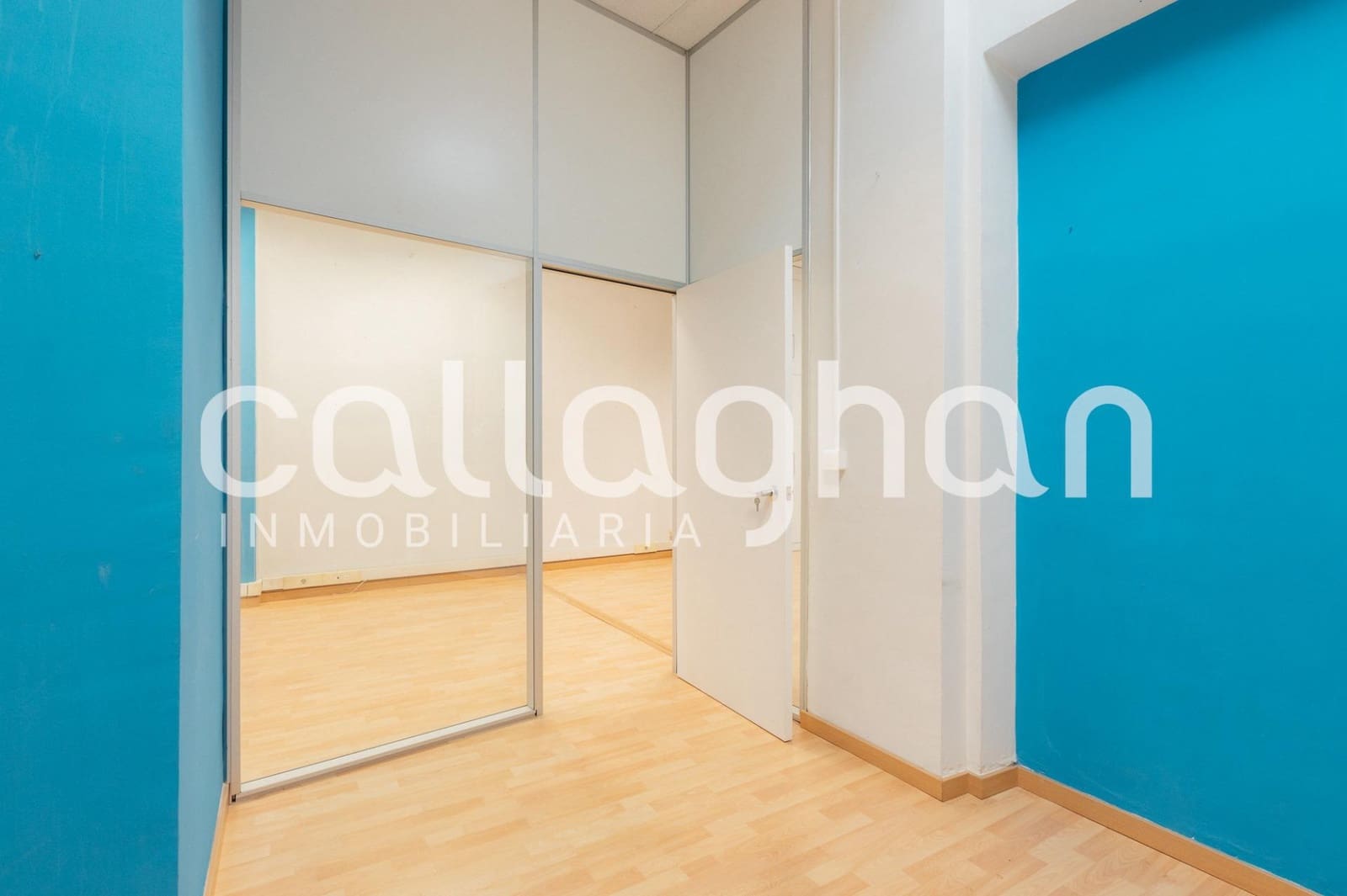 Biuro do wynajęcia w Miasto Walencja - 1 900 € (Ref: 9127285)
