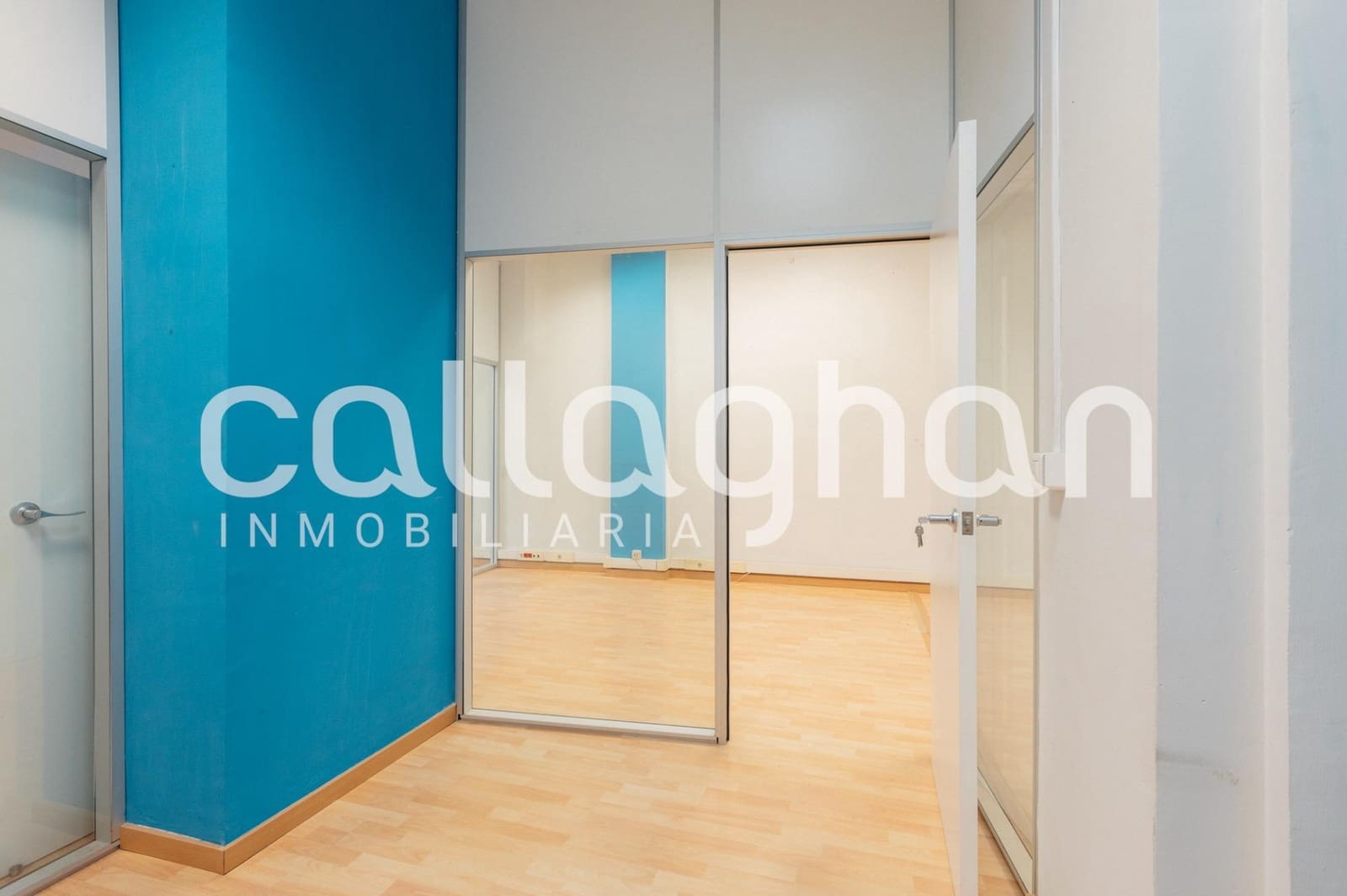 Biuro do wynajęcia w Miasto Walencja - 1 900 € (Ref: 9127285)