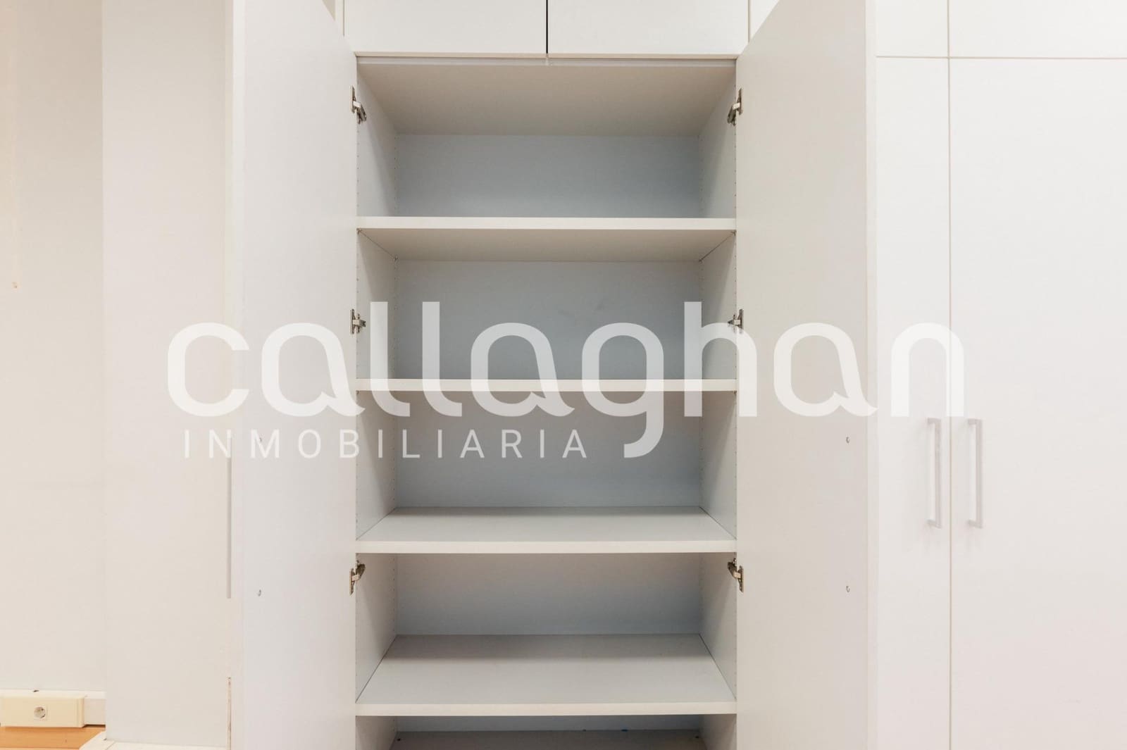 Biuro do wynajęcia w Miasto Walencja - 1 900 € (Ref: 9127285)