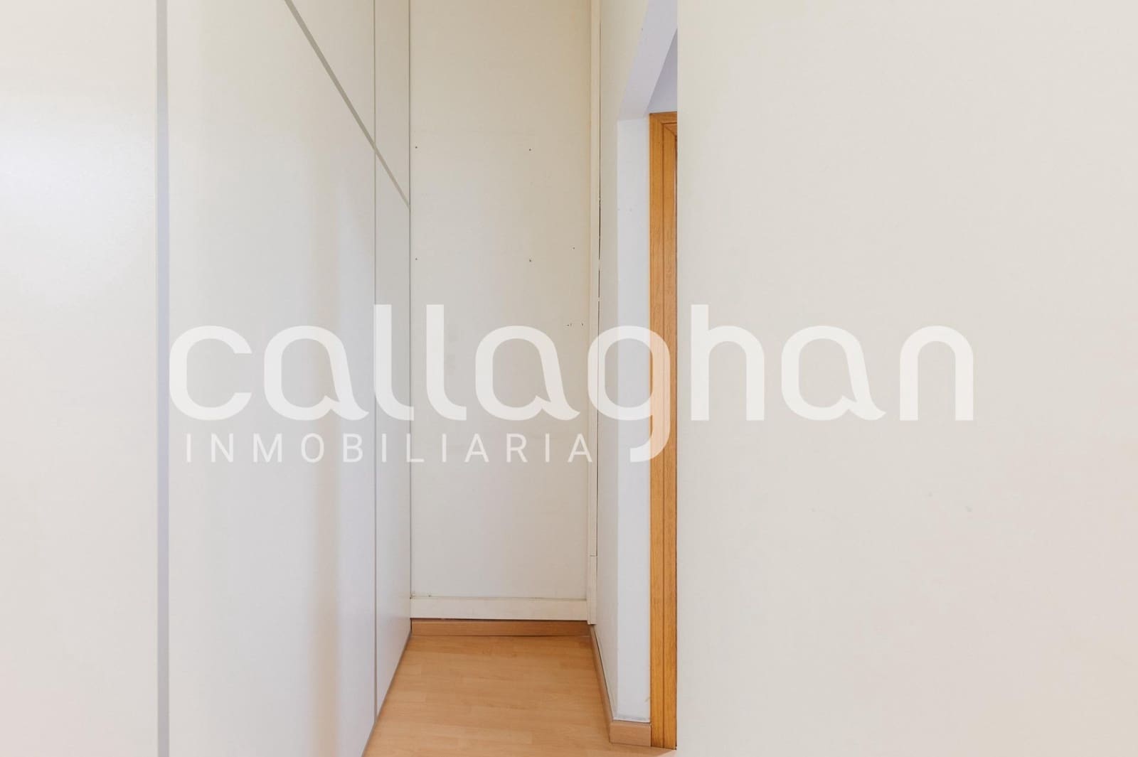 Biuro do wynajęcia w Miasto Walencja - 1 900 € (Ref: 9127285)